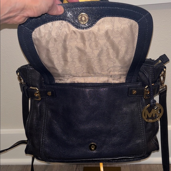 Michael Kors Navy Blue Naomi Handbag Satchel - Picture 4 of 9